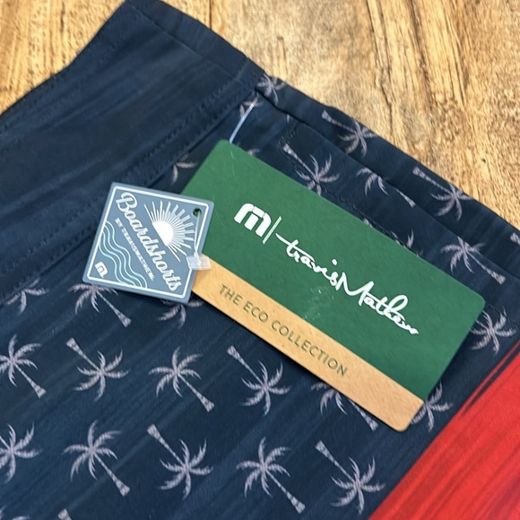 NWT Travis Mathew Boardshorts Size 32 - Picture 4 of 5
